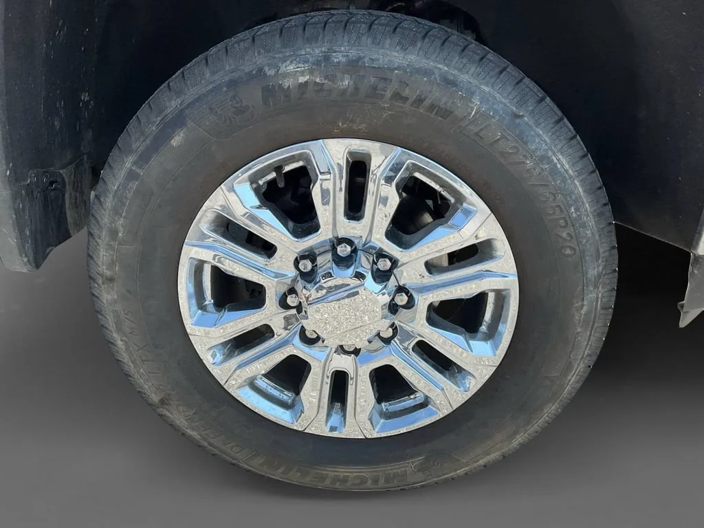 Used 2024 Sterling Gray Metallic Chevrolet LTZ image 11