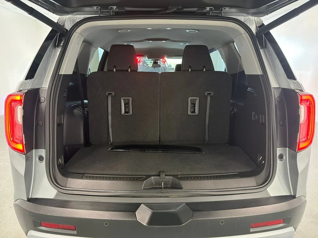Used 2023 Silver GMC SLE image 8