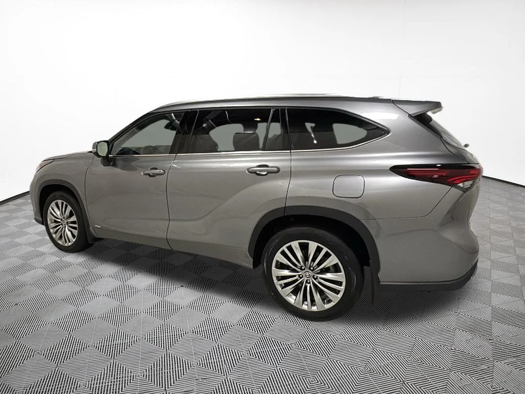 Used 2026 Heavy Metal Toyota Platinum image 12