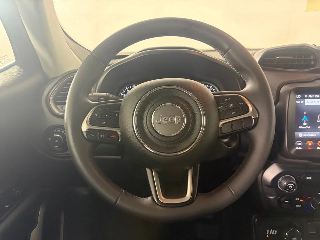 Used 2022 Black Jeep Latitude image 6