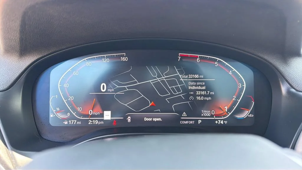 Used 2023 Gray BMW xDrive30i image 11