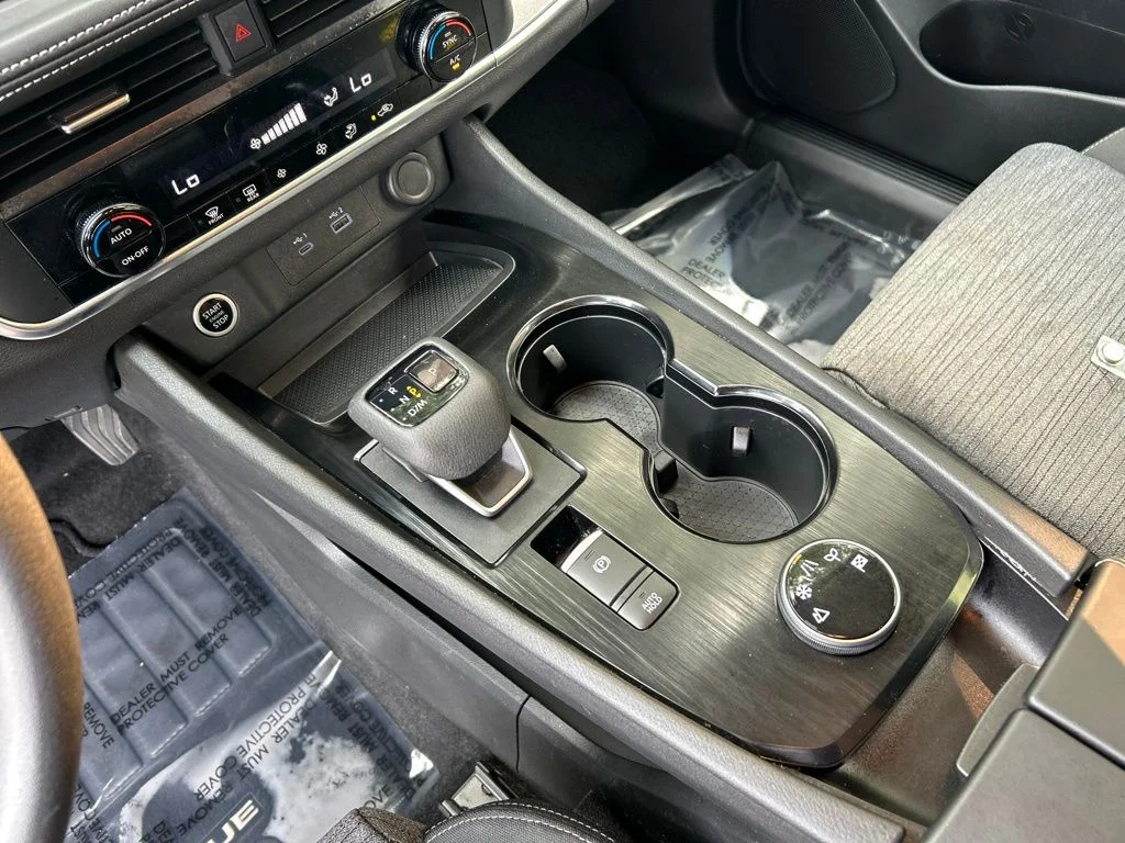 Used 2023 Red Nissan SV image 20