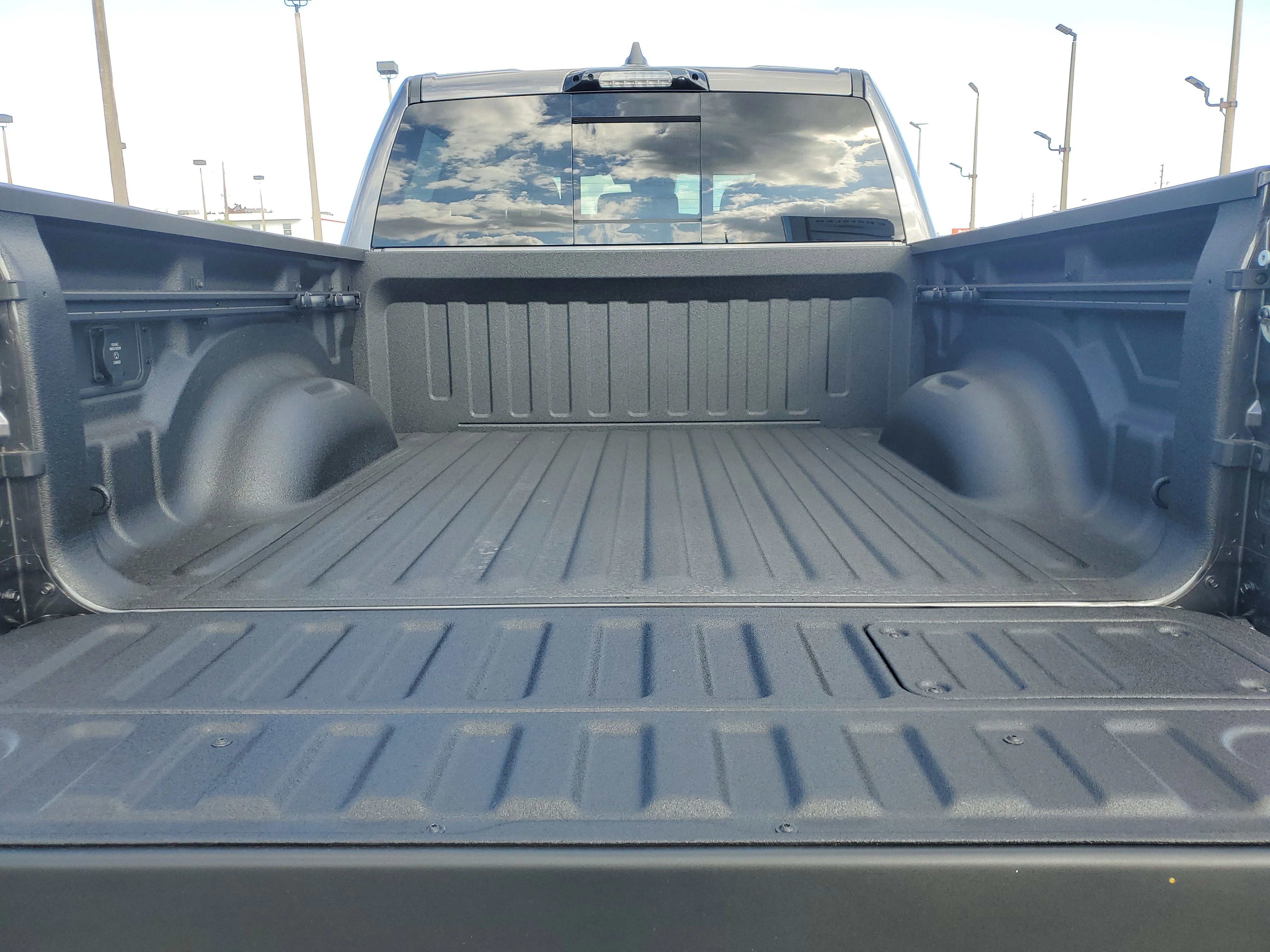 New 2026 Granite Crystal Metallic Clearcoat Ram Laramie image 8