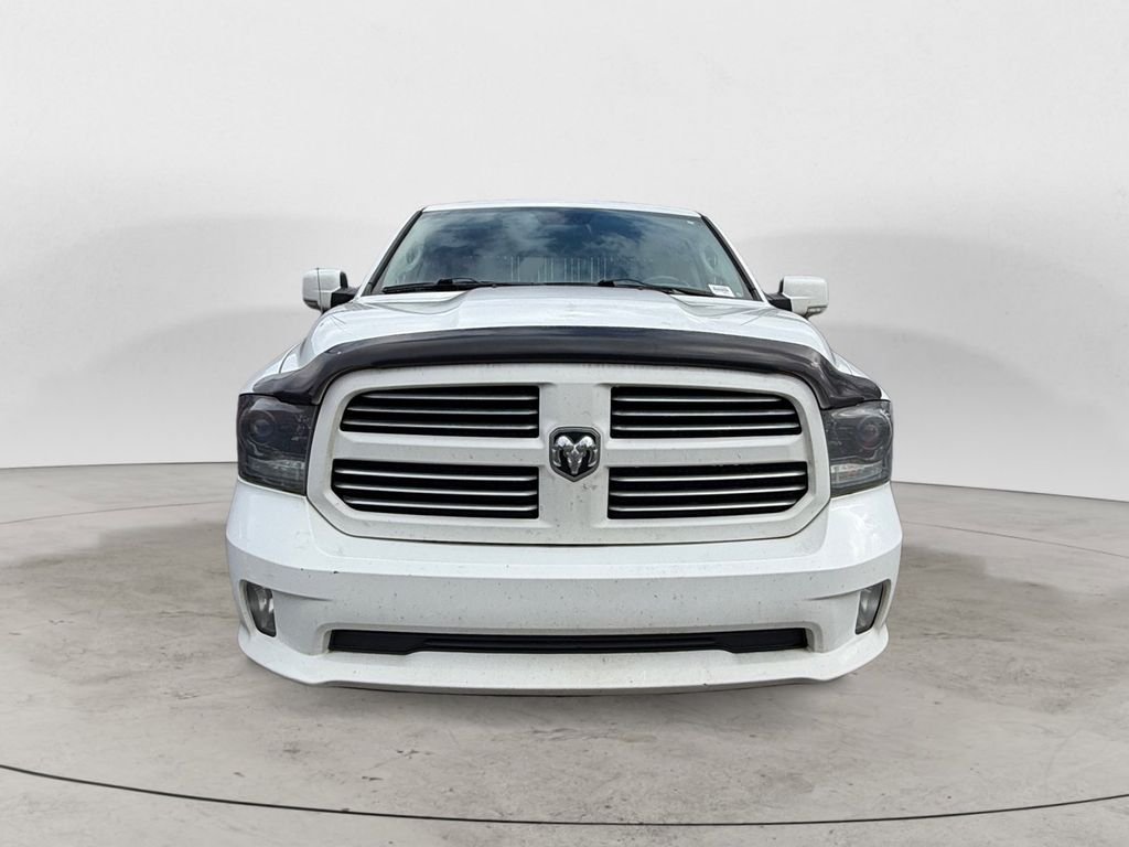 Used 2015 White Ram Sport image 5