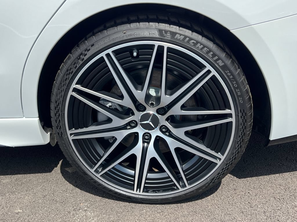 New 2026 MANUFAKTUR Moonlight White Metallic Mercedes-Benz AMG® C 43 4MATIC Sedan image 71