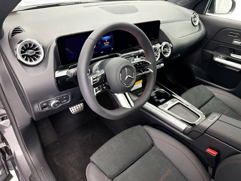 New 2026 Mountain Grey Metallic Mercedes-Benz GLA 250 image 10