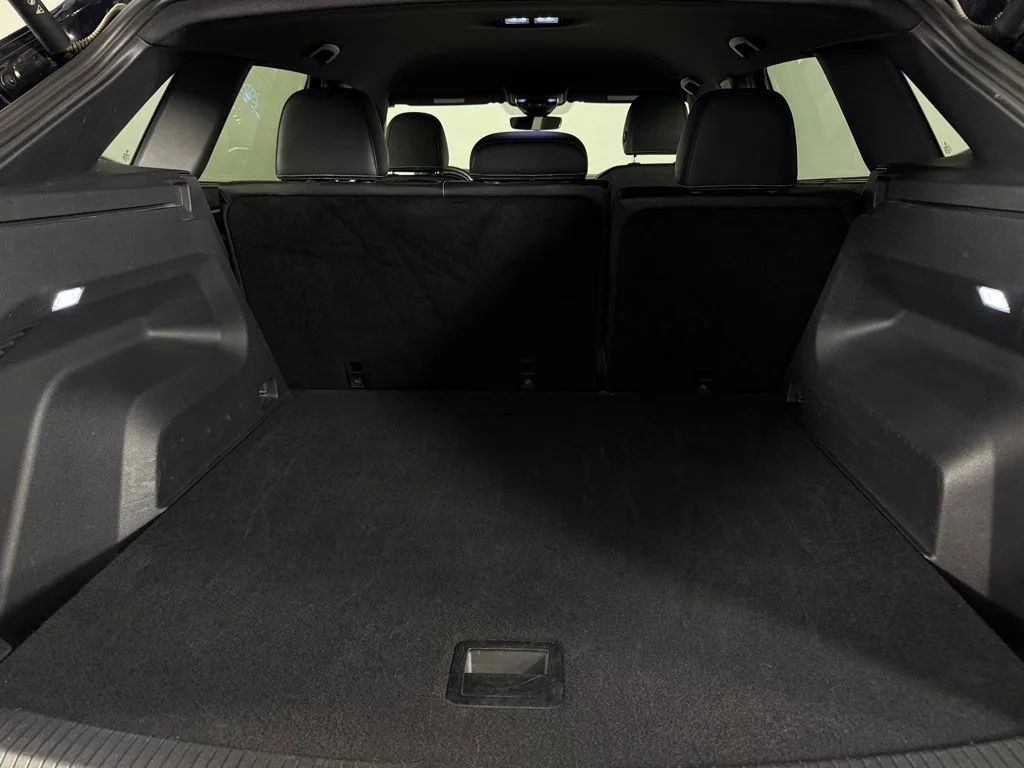 2025 Volkswagen Atlas Cross Sport SE w/Tech - Photo 26