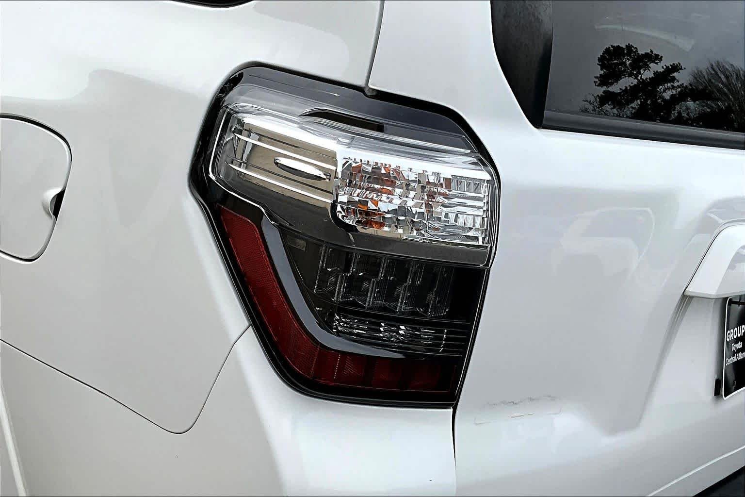 Used 2019 Super White Toyota SR5 image 28
