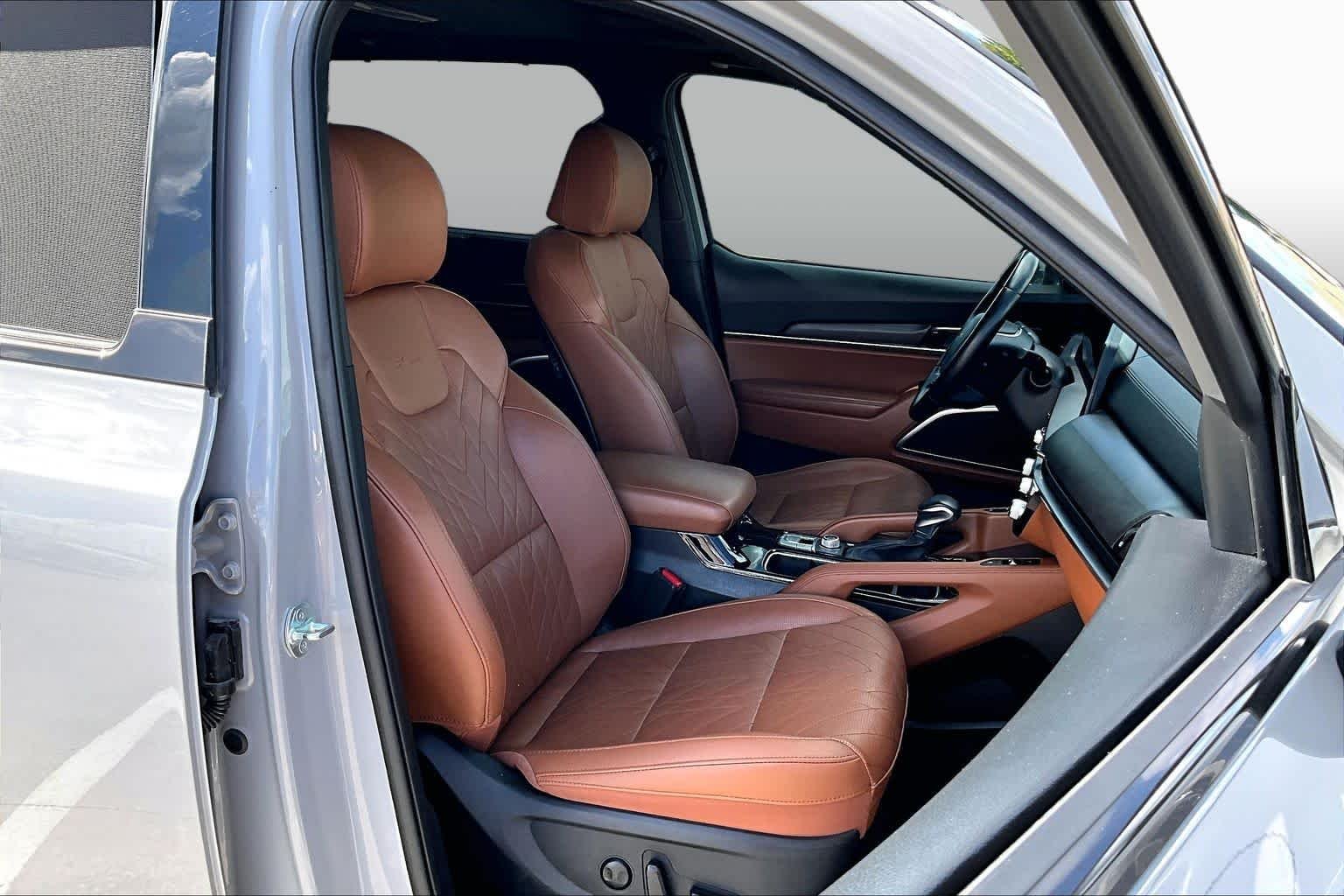 Pre-Owned 2024 Kia Telluride EX X-Line