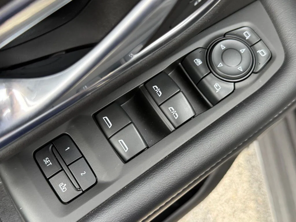 Used 2022 Blue Chevrolet LT image 15