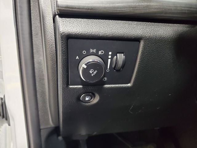 Used 2022 White Jeep Laredo E image 16