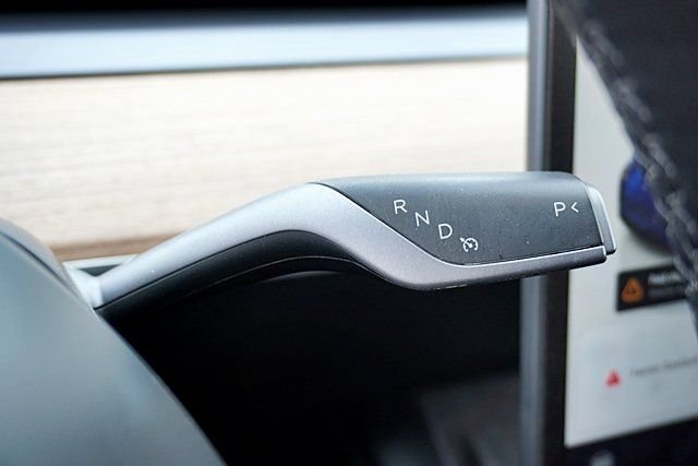 Used 2024  Tesla Long Range image 38