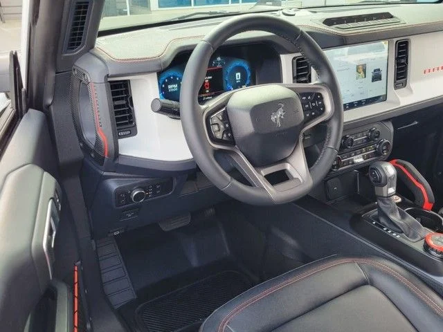 2025 Ford Bronco 2-Door Stroppe - Photo 7