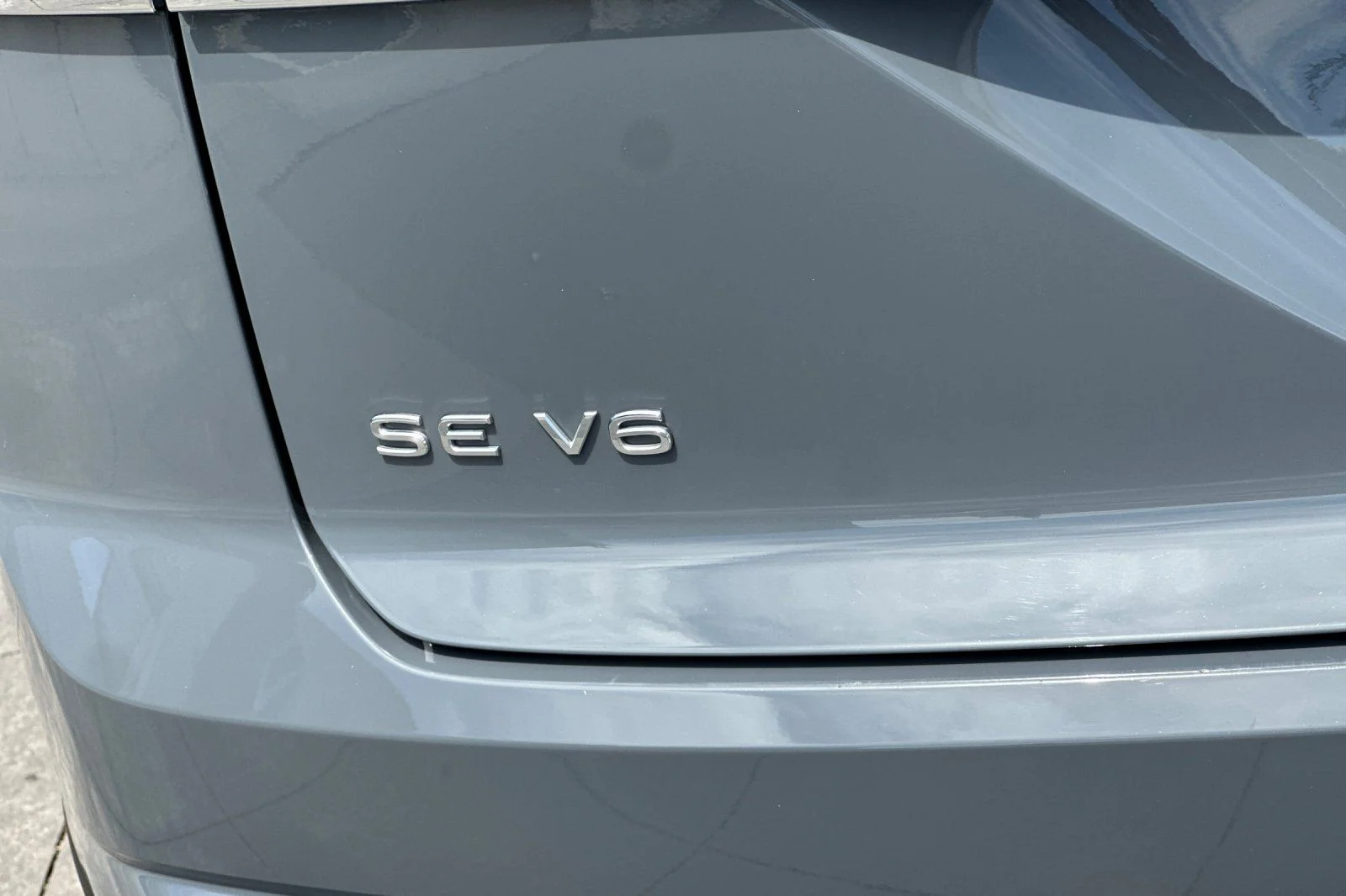 Used 2023 Gray Volkswagen 3.6L V6 SE w/Technology image 27