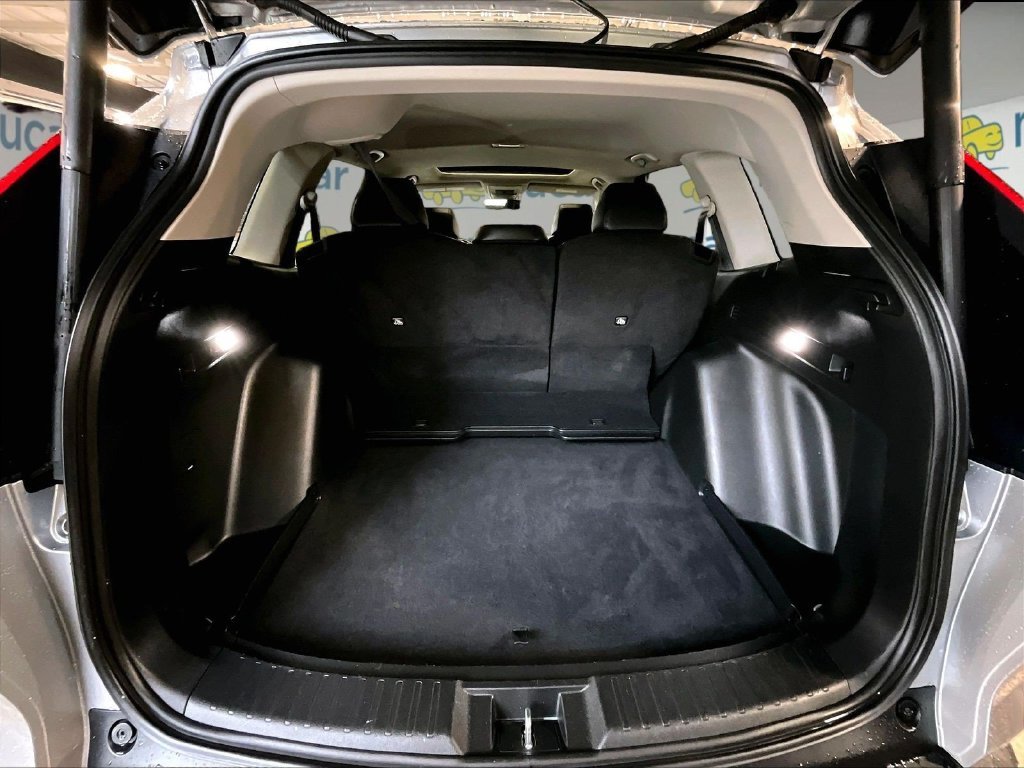 Used 2026 Silver Honda EX-L image 17