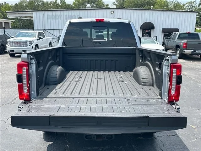 Used 2024 Silver Ford Lariat image 11