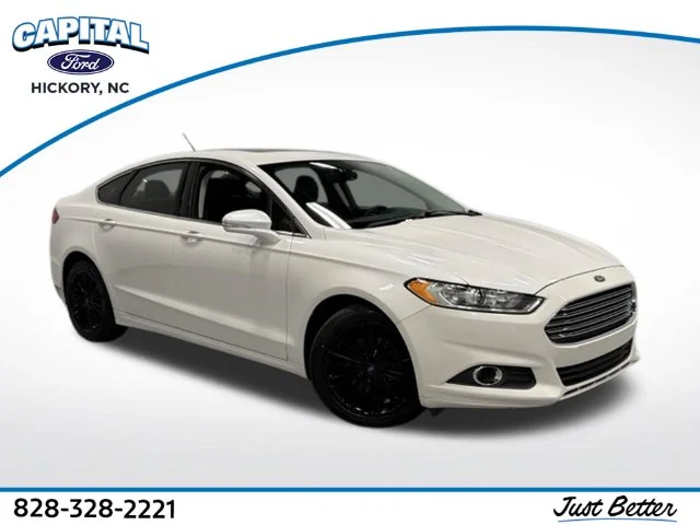 Used 2016 White Ford SE image 1