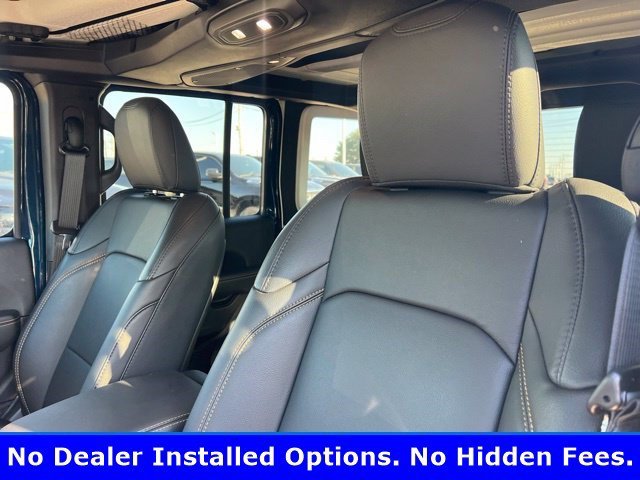 Used 2025 Fathom Blue Pearlcoat Jeep Sahara image 6