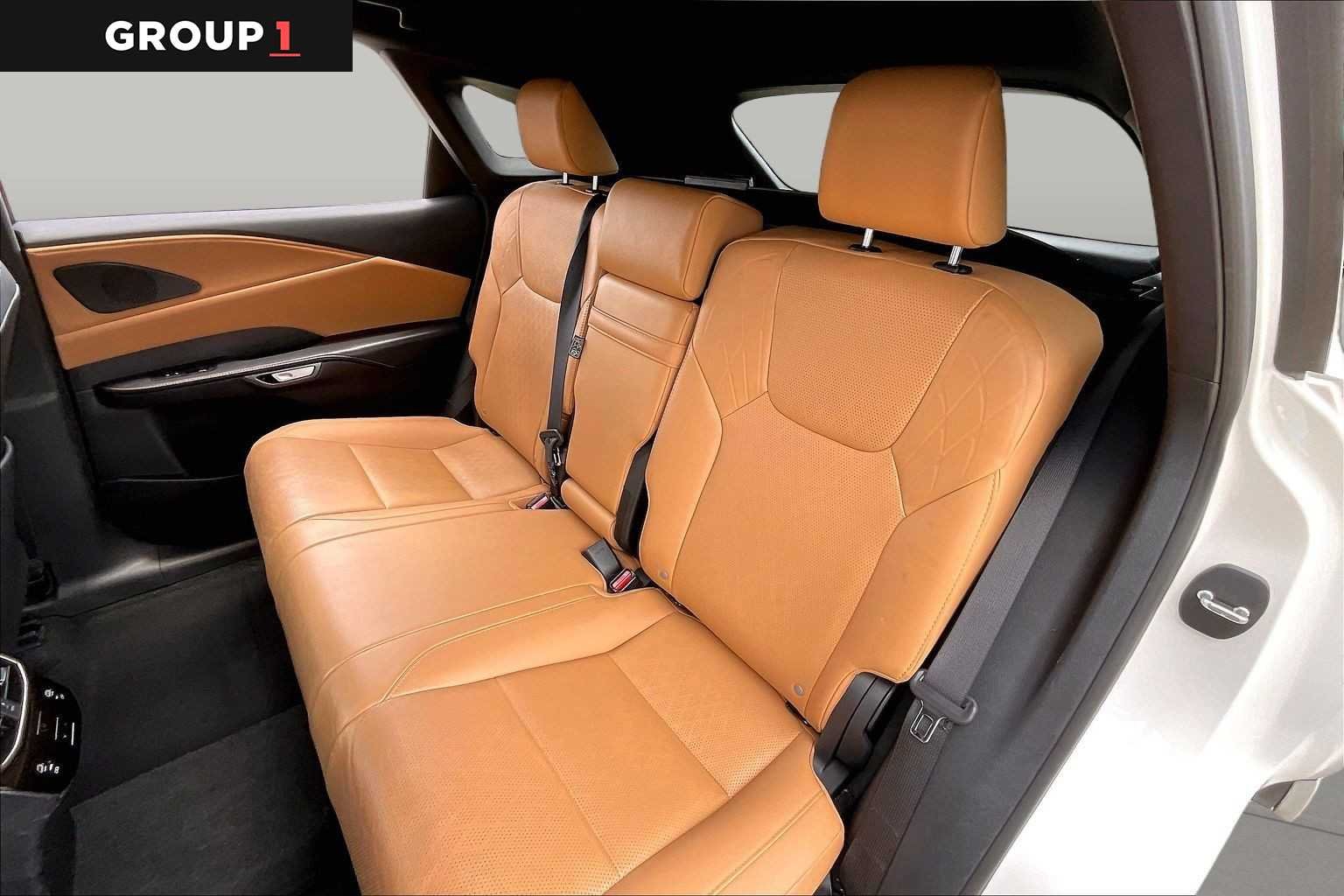 Certified Used 2024 EMINENT WHITE PEARL Lexus Premium Plus image 18