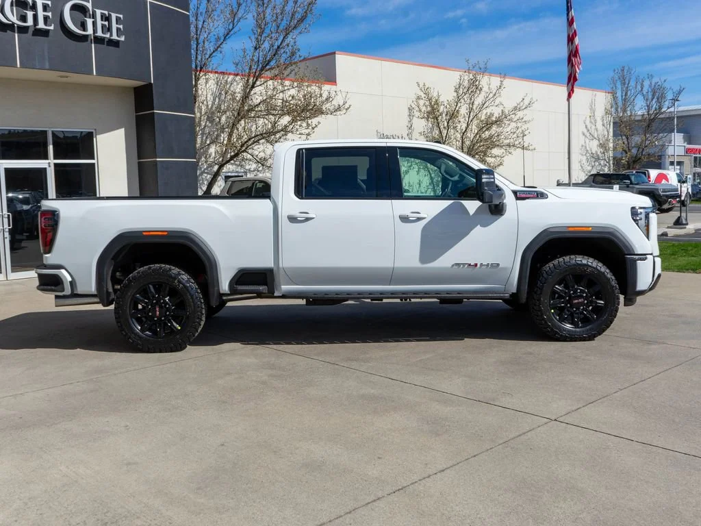 New 2026 Summit White GMC AT4 image 8