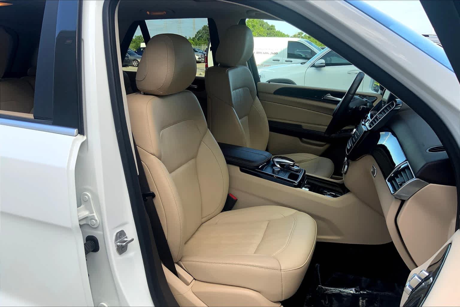 Used 2017 Polar White Mercedes-Benz GLE 350 image 9