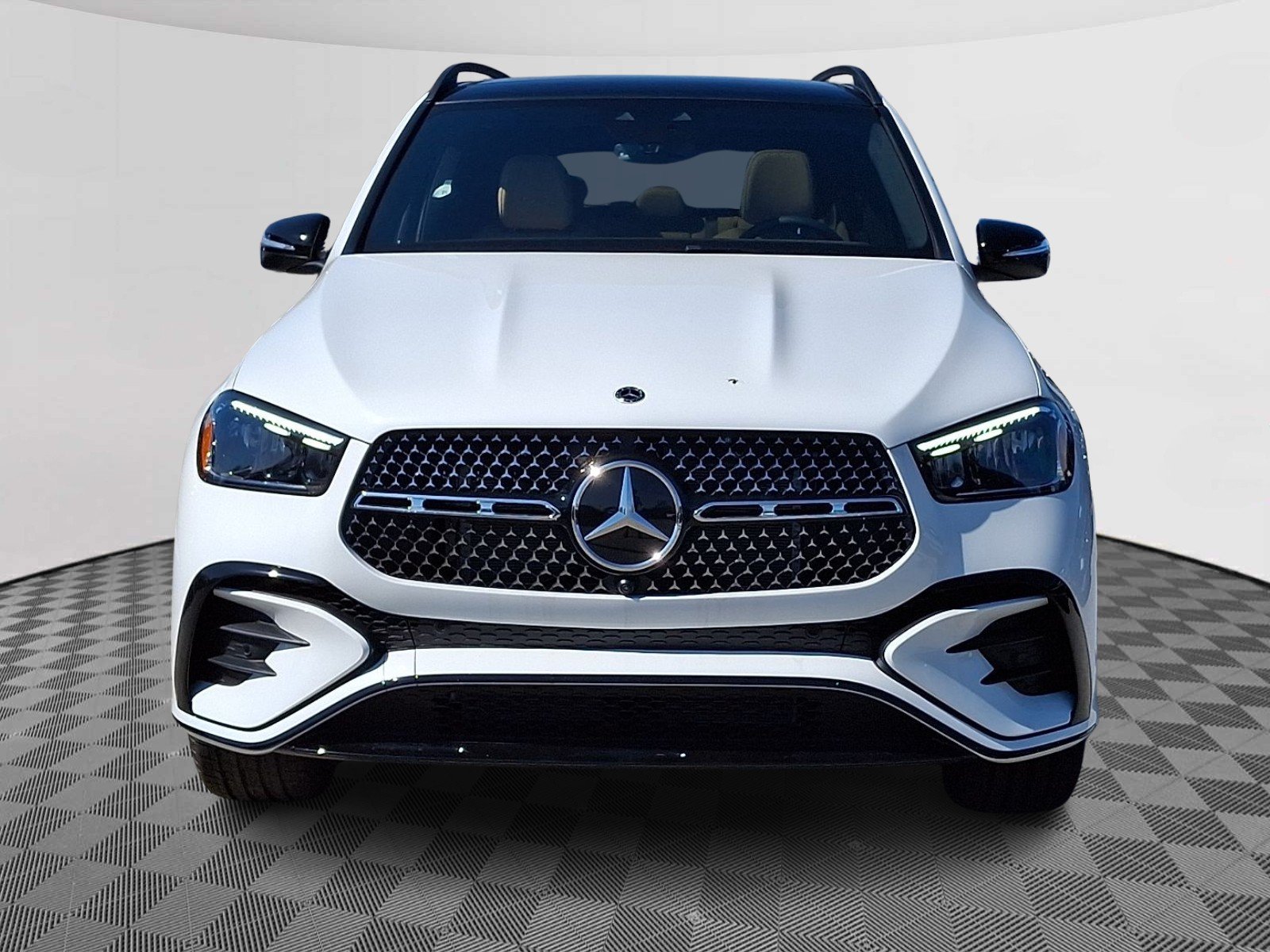 New 2026 MANUFAKTUR Moonlight White Metallic Mercedes-Benz GLE 350 image 2