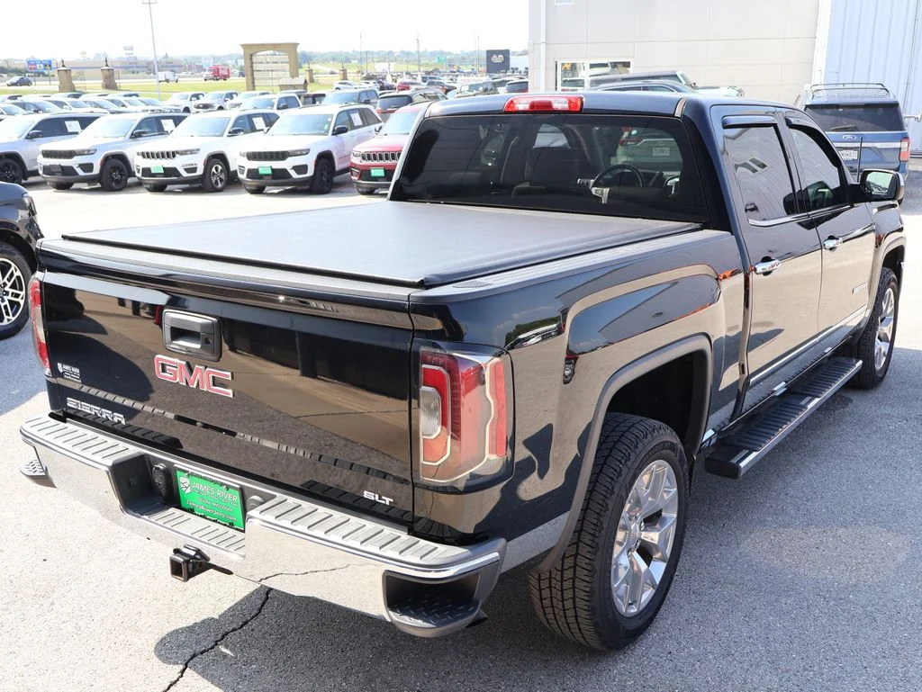Used 2018 Black GMC SLT image 5