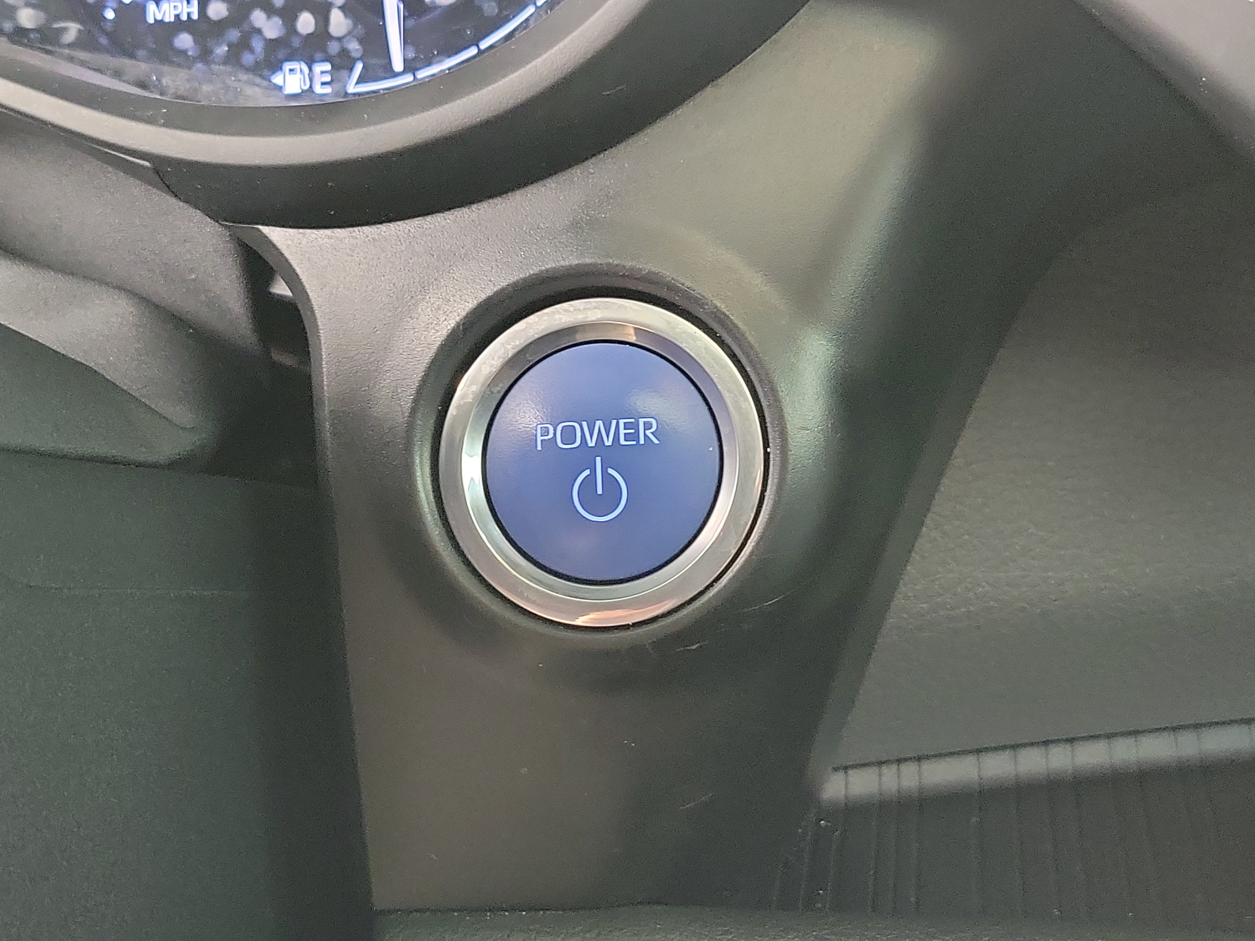 Used 2023 Wind Chill Pearl Toyota XSE image 31