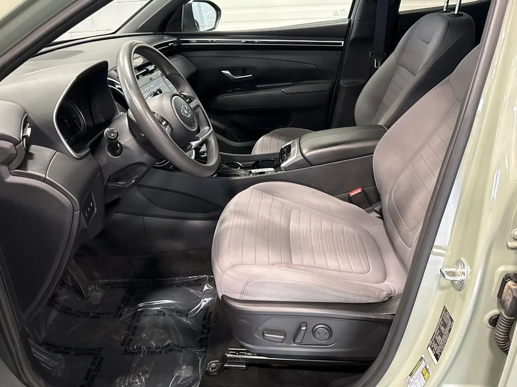 Used 2024 Green Hyundai SEL image 6