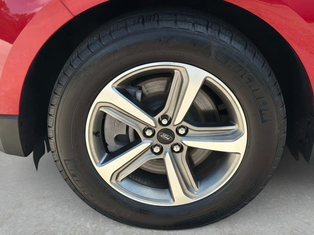 Used 2023 Red Ford SEL image 12