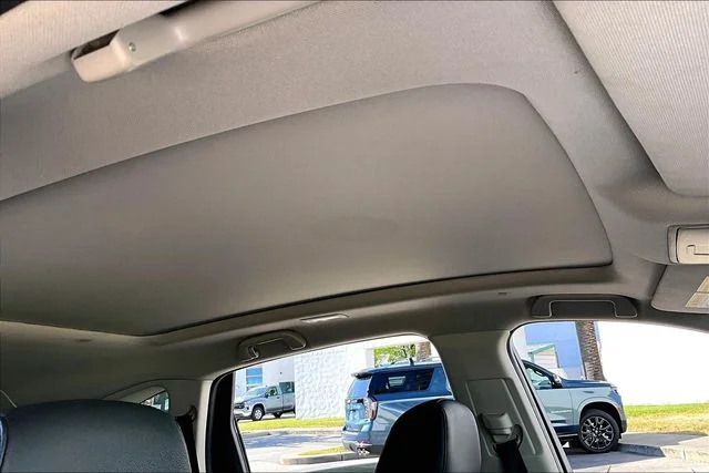 Used 2020  Acura Base image 21