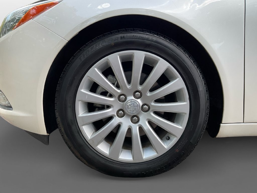 Used 2012 White Buick Premium I image 15