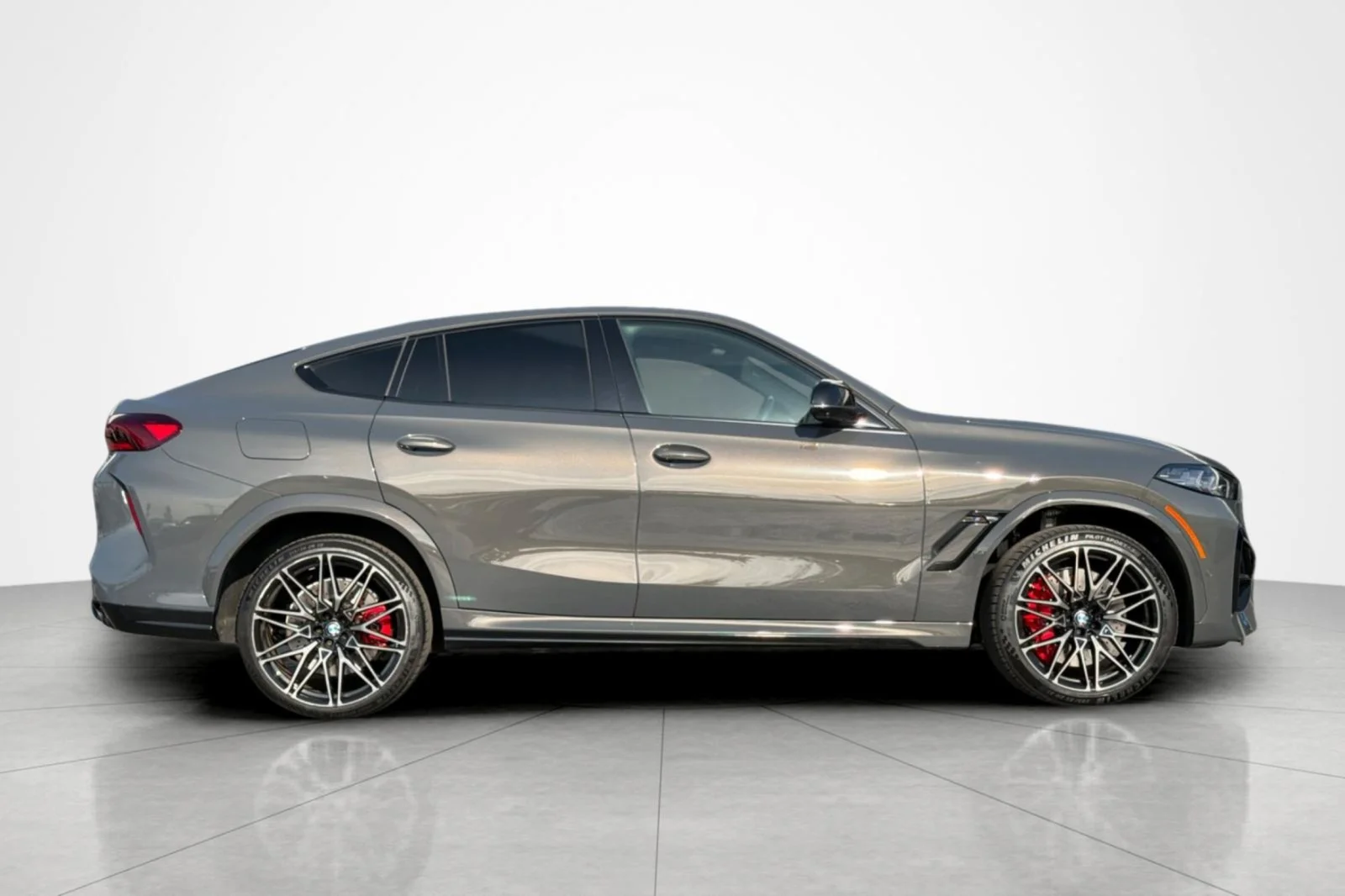 Used 2024 Dravit Grey Metallic BMW  image 6