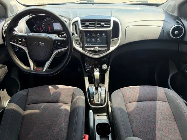 Used 2018 Blue Metallic Chevrolet LT image 26
