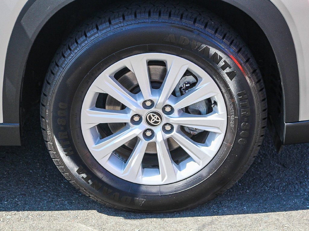 Used 2024 Silver Toyota XLE image 12