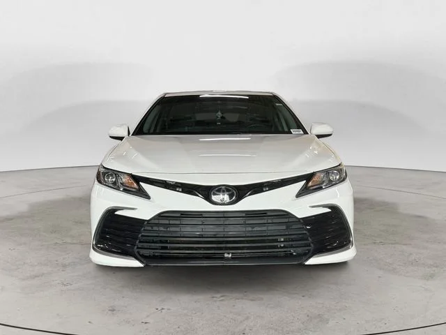 Used 2022 White Toyota LE image 2