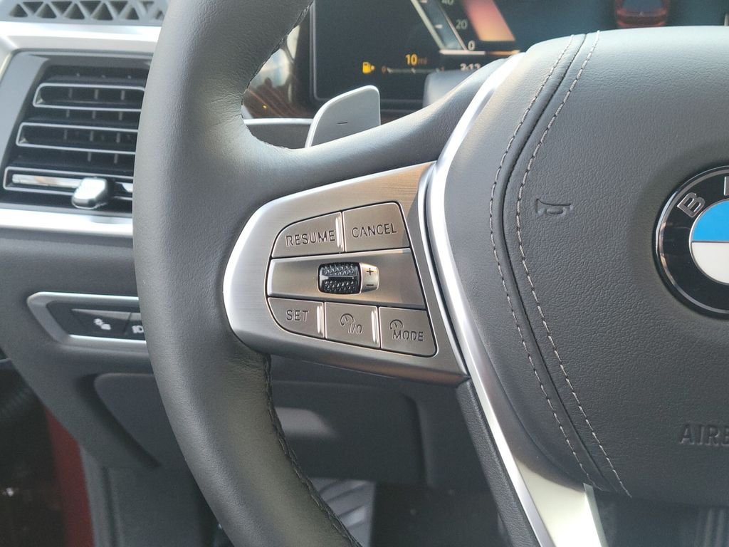 Used 2026 Red BMW xDrive40i image 34