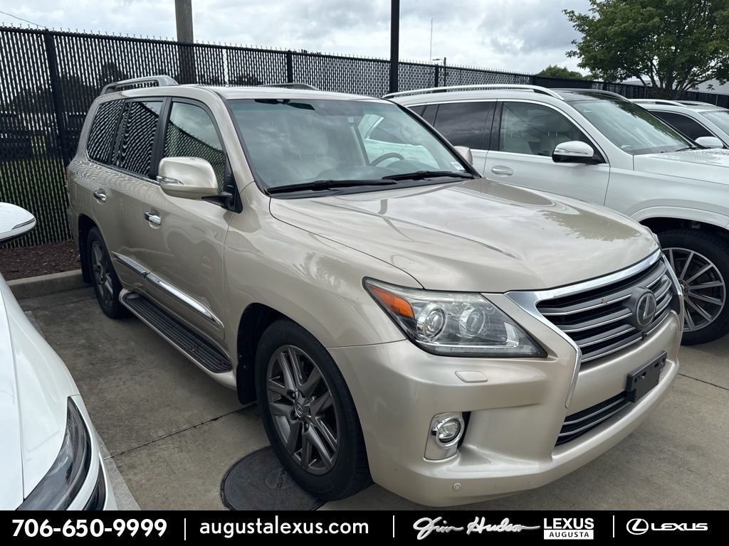 2015 Lexus LX 600 570's photo