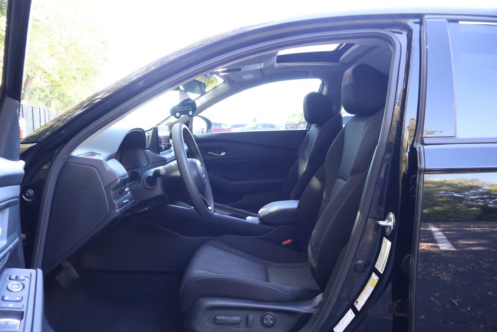 2025 Honda Accord SE - Photo 32