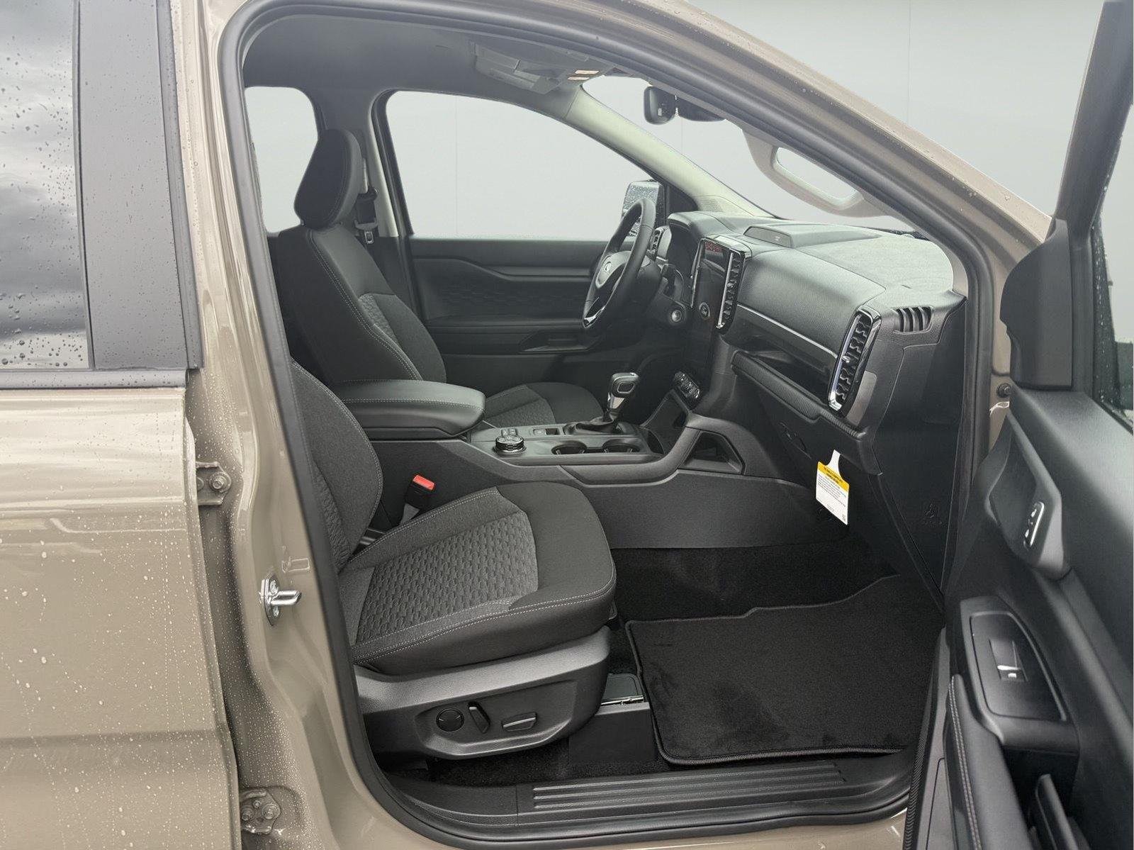 New 2026 Marsh Gray Ford XLT image 12