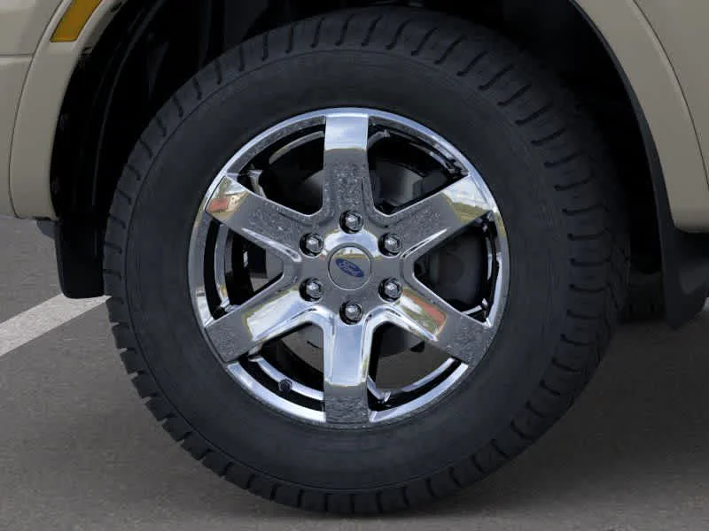 New 2025 Desert Sand Ford XLT image 19