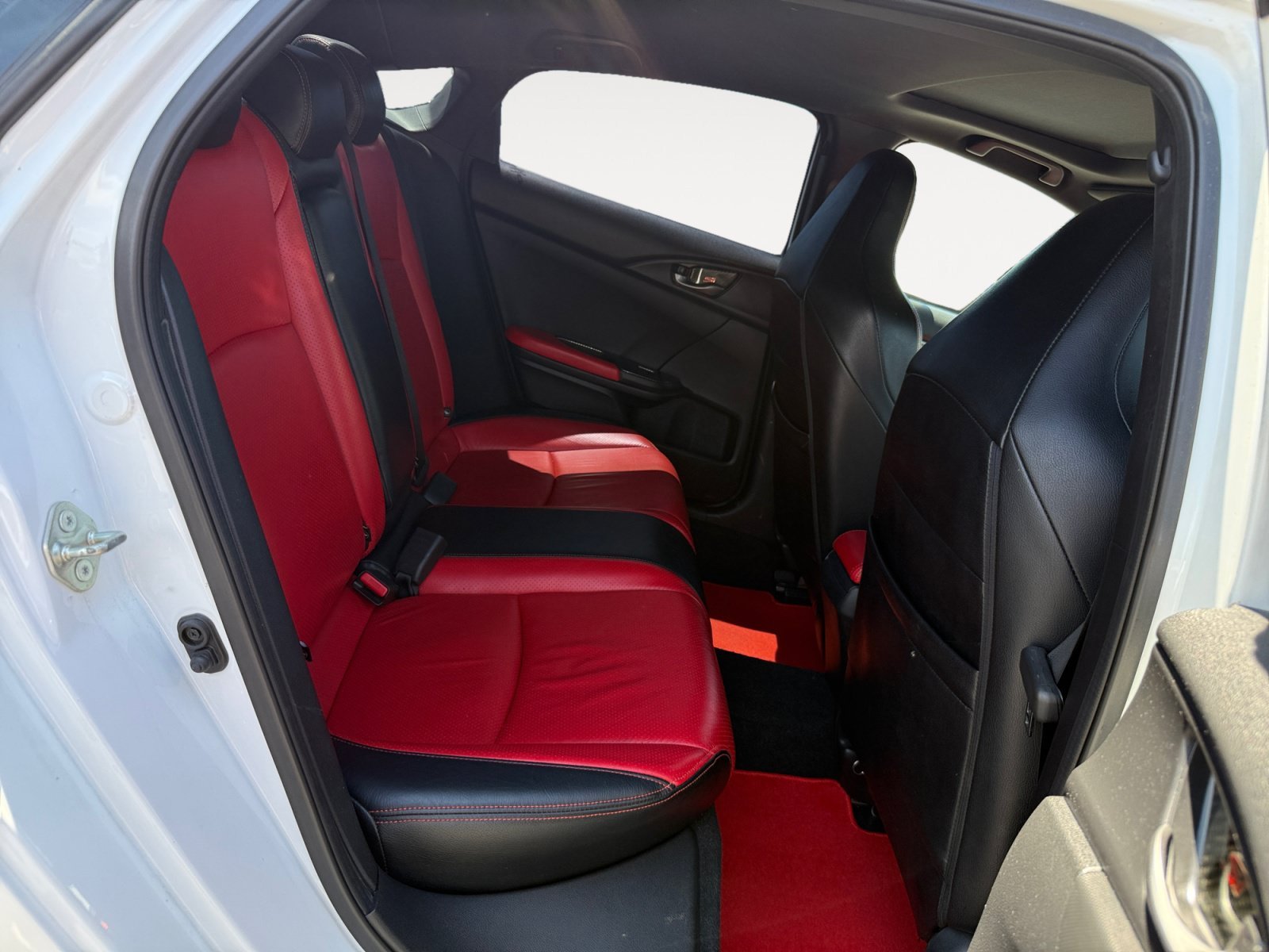 Used 2020 White / Black Honda Si image 18