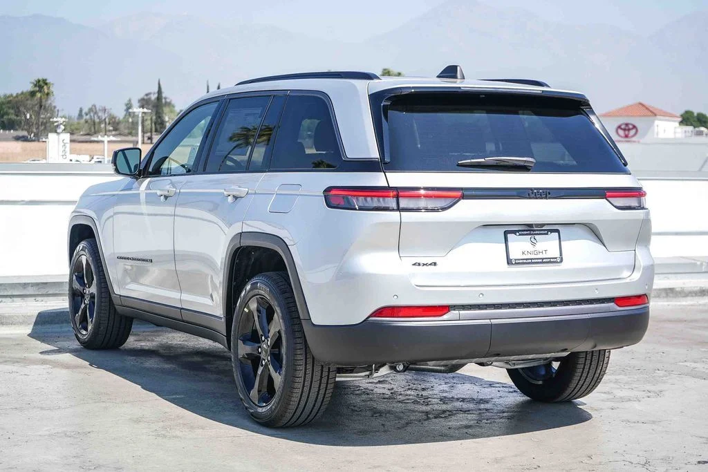 New 2026 Silver Jeep Limited image 9