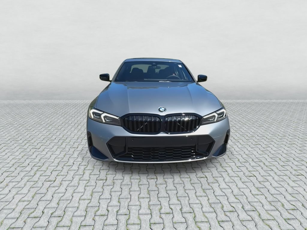 New 2026 Skyscraper Grey Metallic BMW 330i xDrive image 3