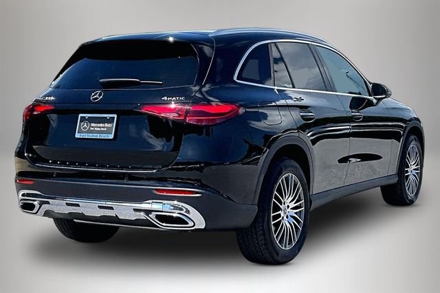 Used 2026  Mercedes-Benz GLC 300 image 5