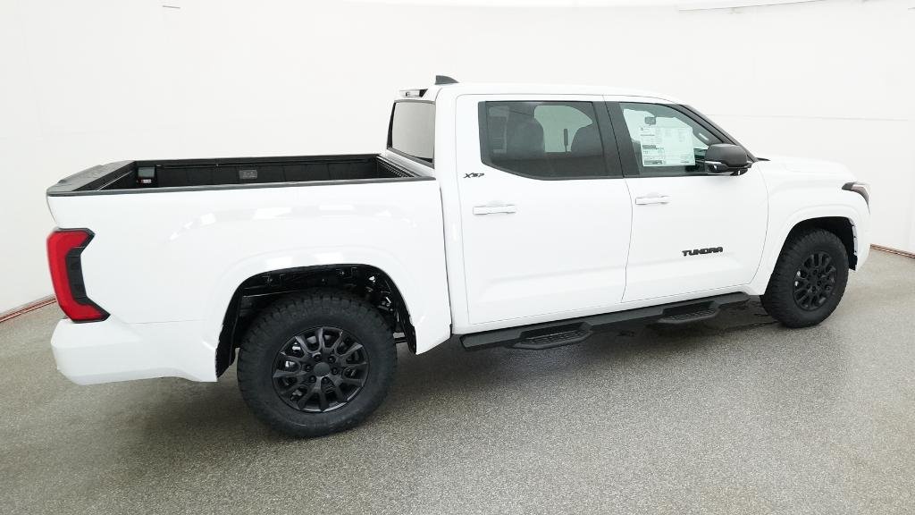 New 2026 Ice Cap Toyota SR5 image 11