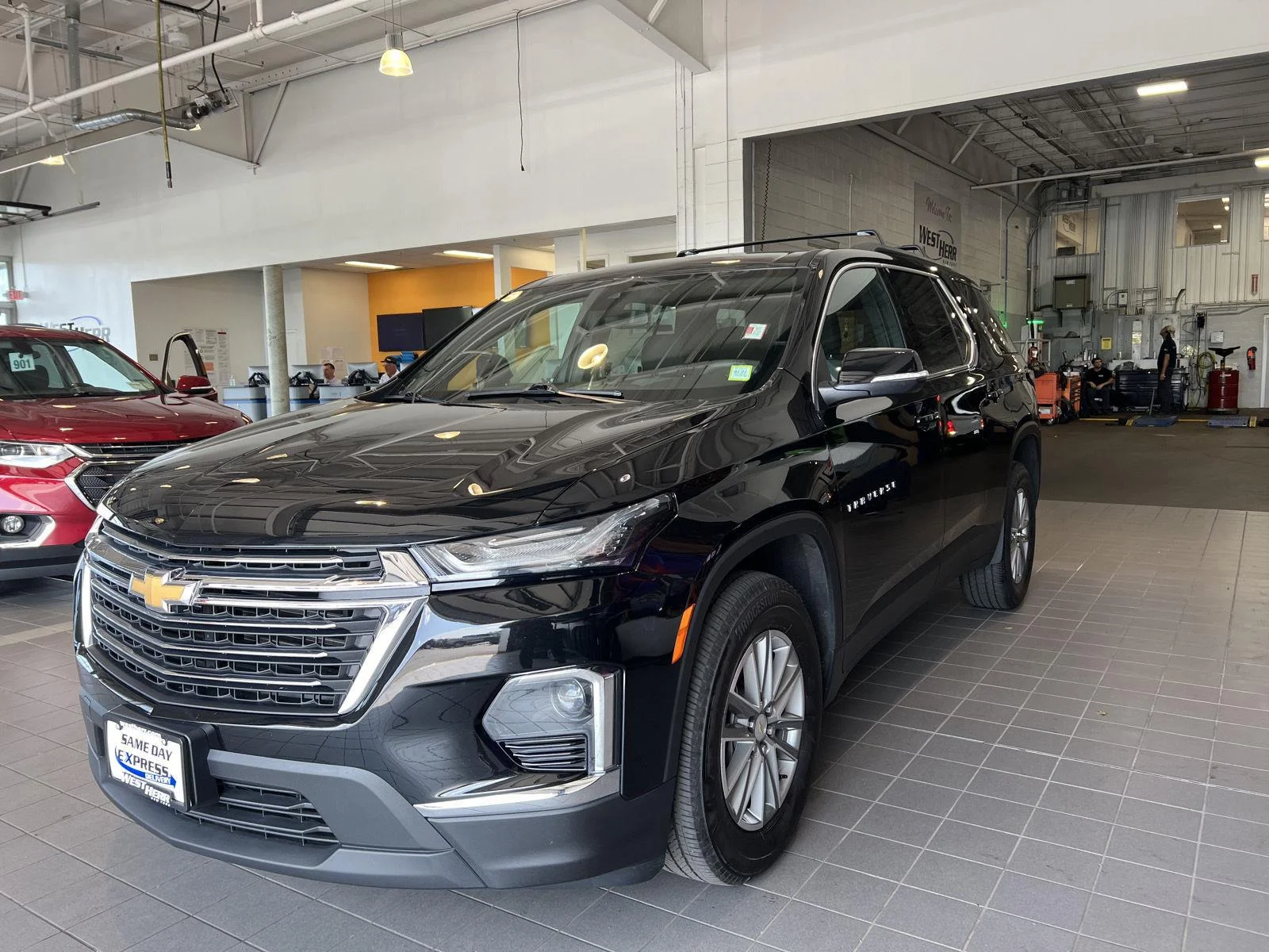 Used 2023 Mosaic Black Metallic Chevrolet LT Cloth image 4