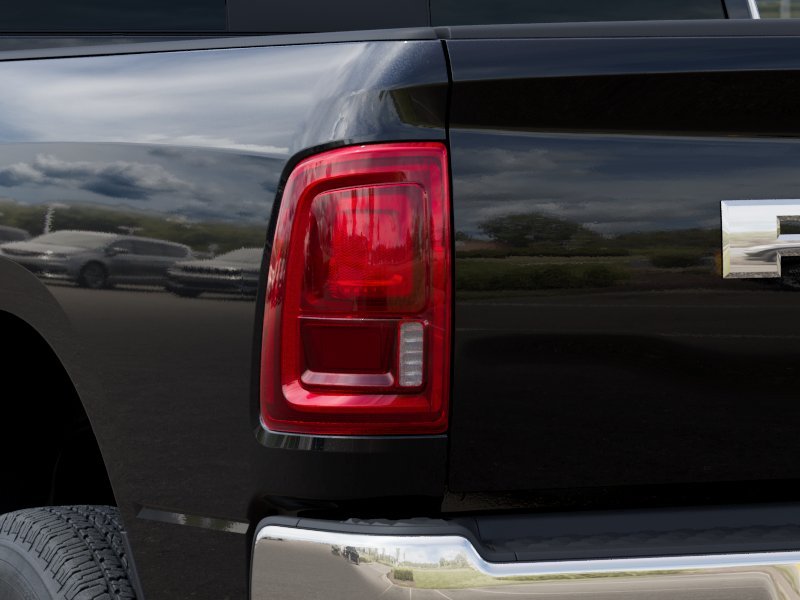 2025 RAM 2500 Tradesman - Photo 18