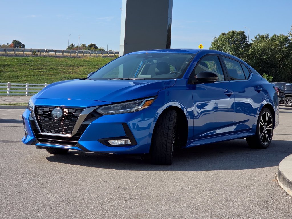 Used 2023 Electric Blue Metallic Nissan SR image 21