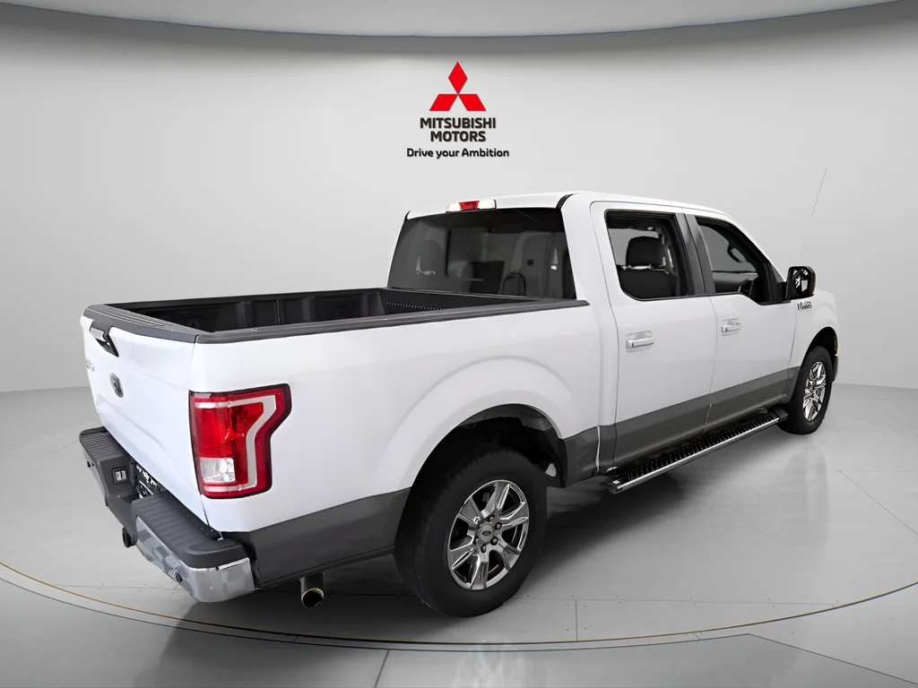 Used 2016 Oxford White Ford XLT image 7